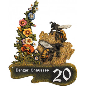 Bienen mit Honigwabe